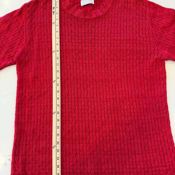 Doncaster Vintage Red Knit Sweater | Chunky Textured Pullover | Classic Cozy - Picture 4 of 6